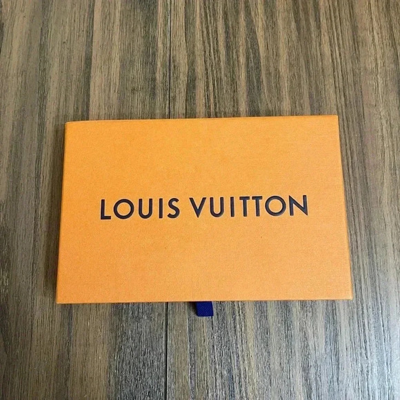 Authentic Louis Vuitton Orange Gift Box, Ribbon, 3” Name Card, and Bag Set - Picture 4 of 16